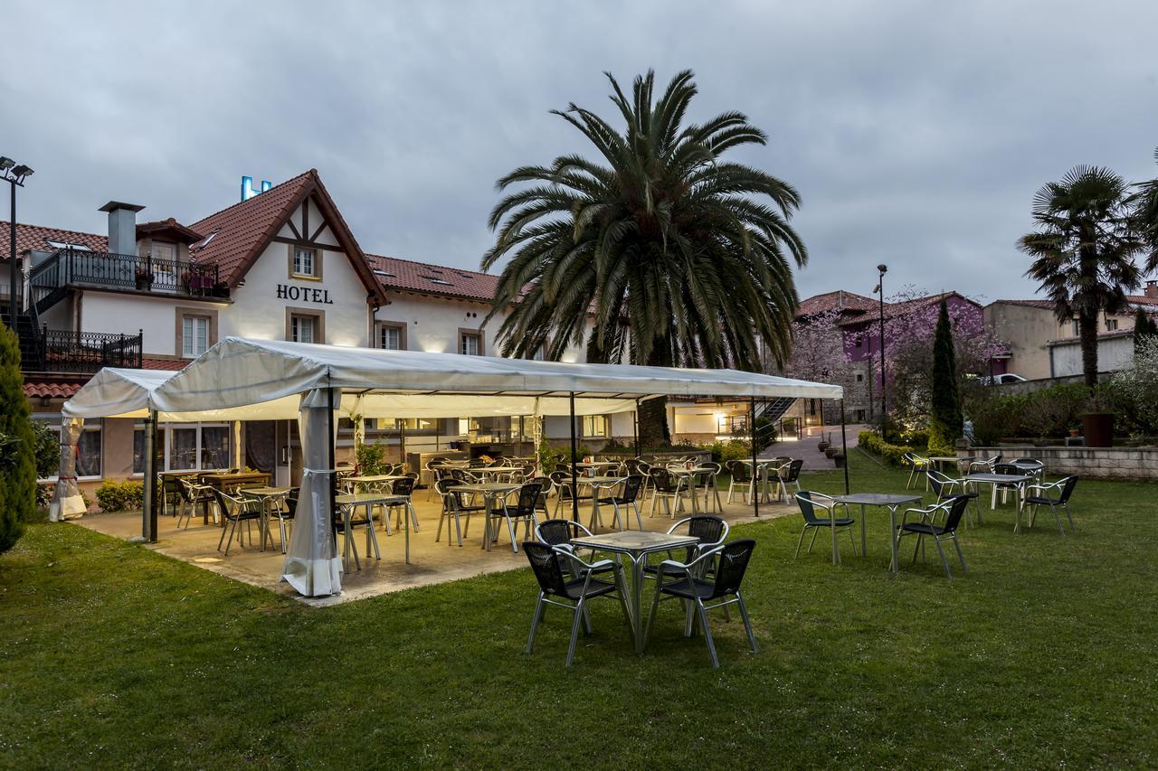 Hotel La Terraza De Puente Viesgo Exteriér fotografie